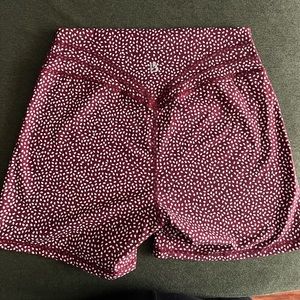 Buffbunny Legacy shorts Vineyard Dark Red Bossy Print